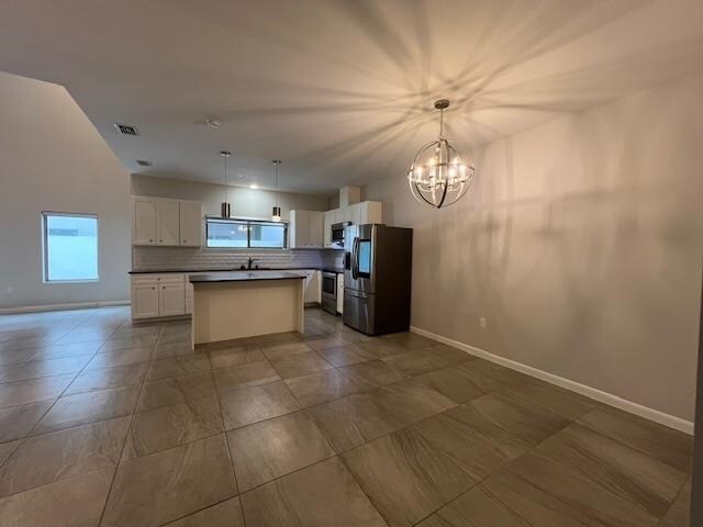 Building Photo - 10902 International Blvd