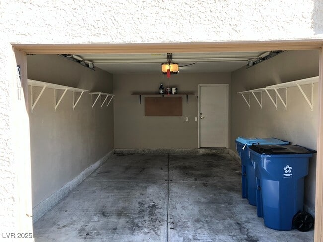Building Photo - 3676 Renovah St