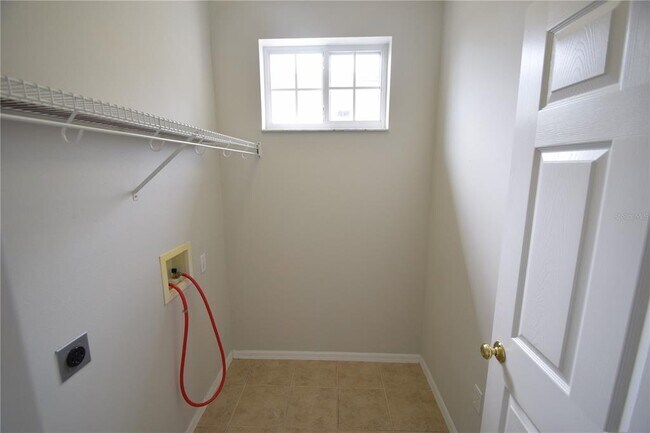 Building Photo - 534 Grasslands Village Cir
