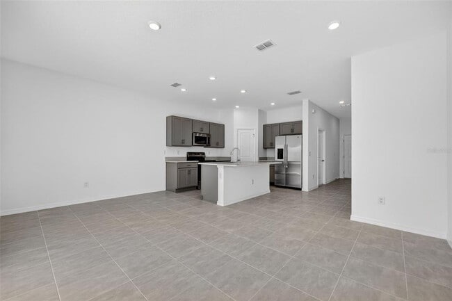 Building Photo - 10761 Eclipse St