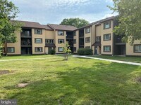 Building Photo - 1306 Sayre Dr