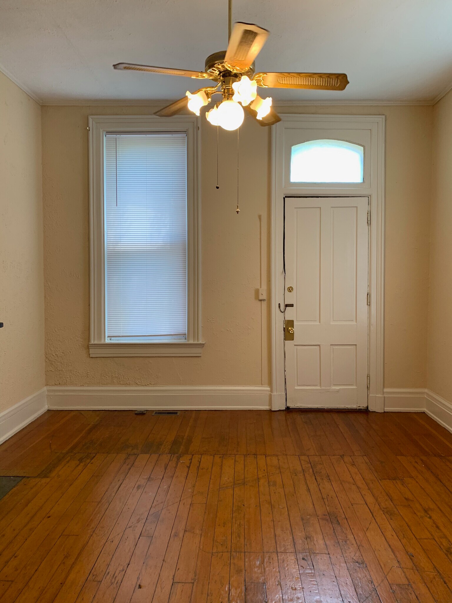 Building Photo - 2435 Ohio Ave