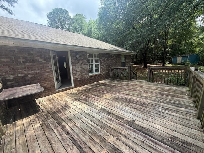 Building Photo - 30 Spanish Moss Cir