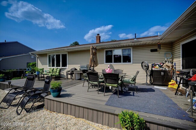 Building Photo - 855 Derry Dr