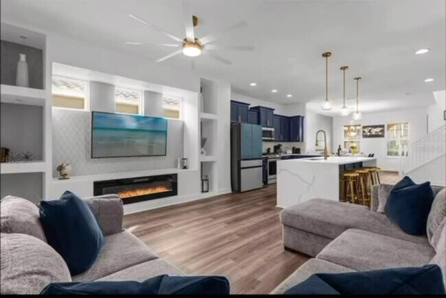 Building Photo - 4412 Acorn Ct