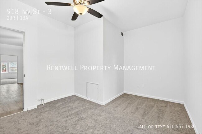 Building Photo - 918 Ivy St