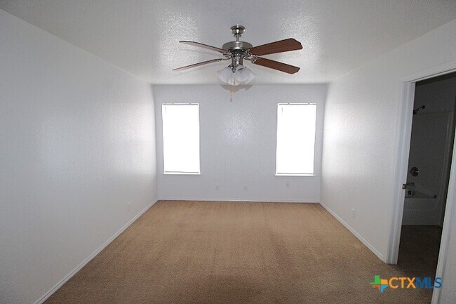 Building Photo - 3809 Joshua Taylor Dr