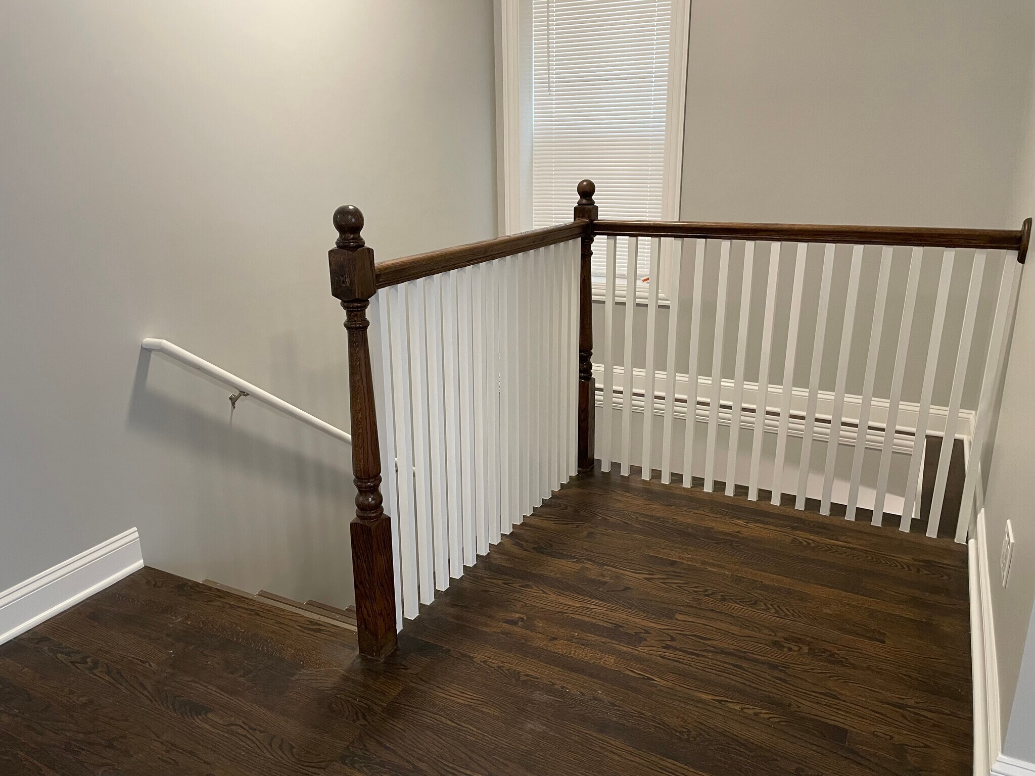 Building Photo - 2428 N Avers Ave