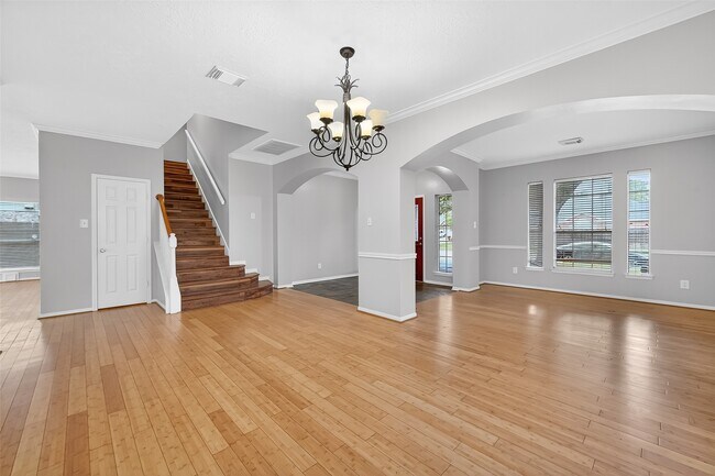 Building Photo - 21519 San Marino Dr