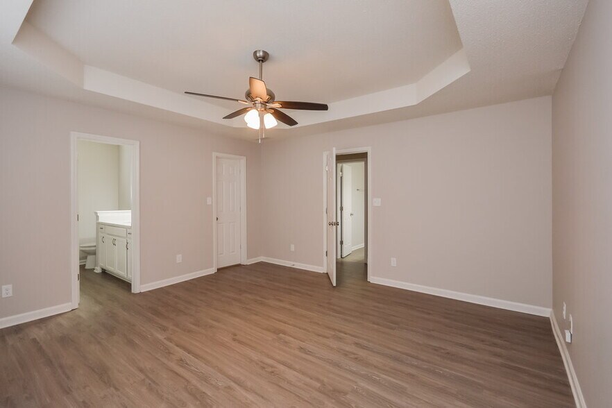 Building Photo - 4886 Buchli Ln