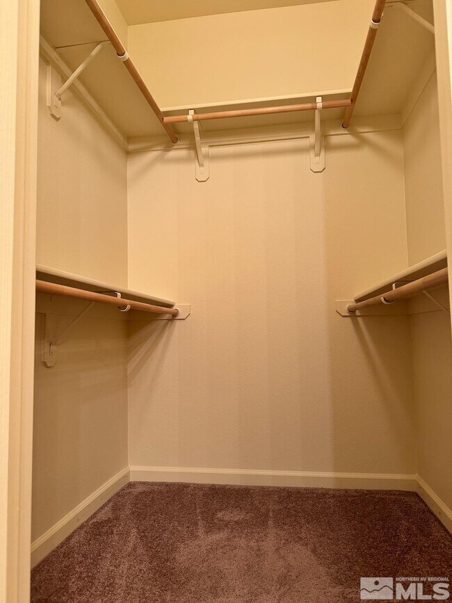 Building Photo - 1325 S Meadows Pkwy