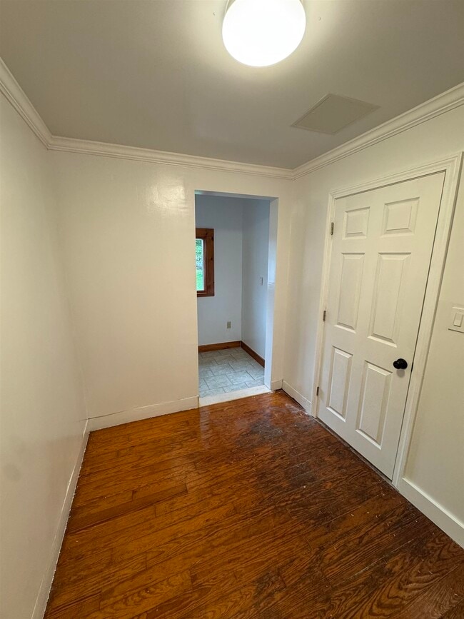 Building Photo - 26-28-28 High St