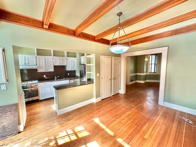 Building Photo - JUST RENOVATED - Astonishing Adams Morgan ...