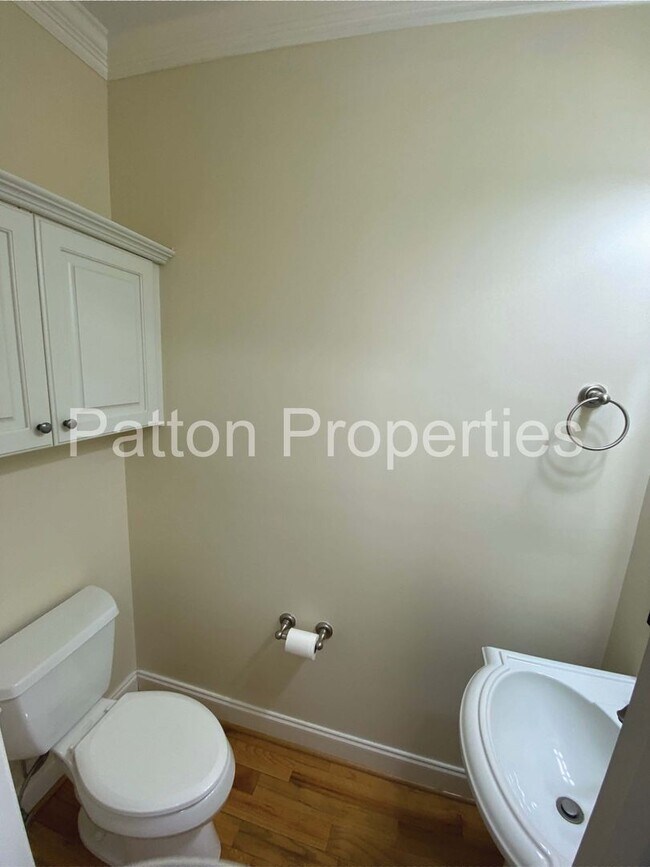 Building Photo - 1308 Pulaski St