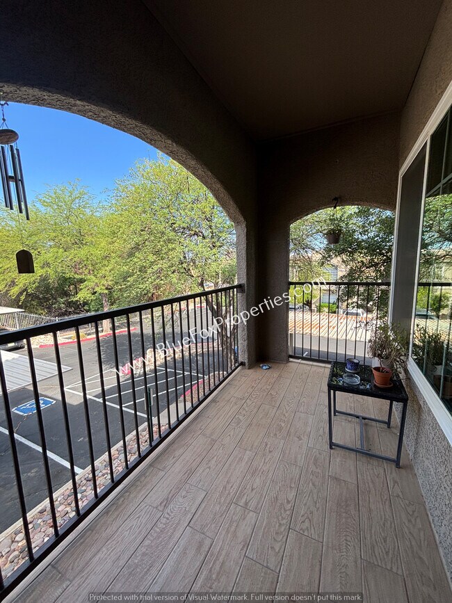 Building Photo - 1500 E Pusch Wilderness Dr