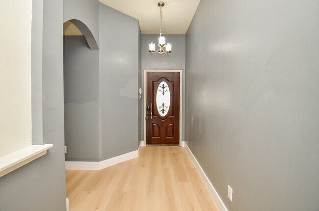 Building Photo - 16307 Scotch Hollow Ln
