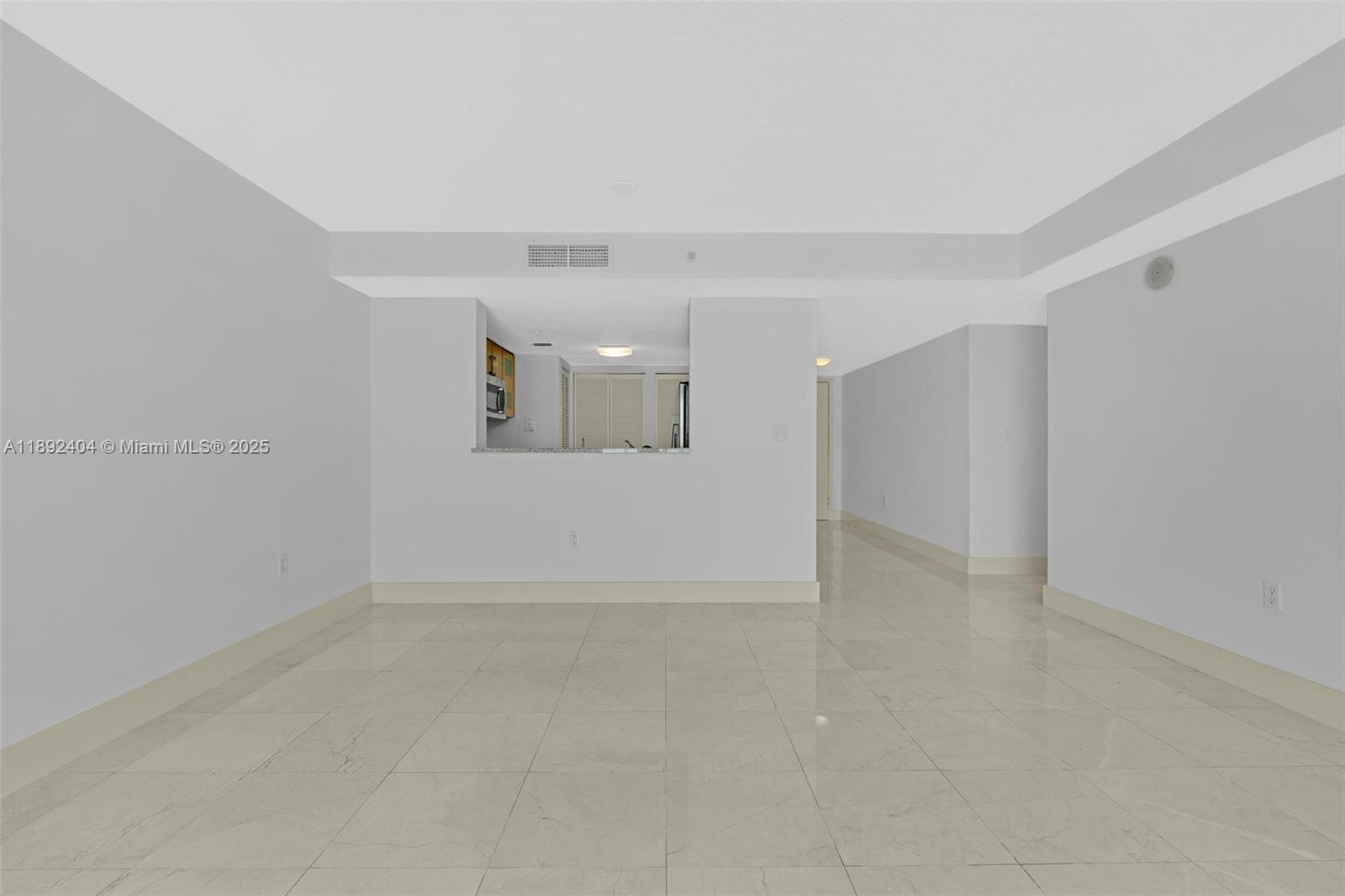 Building Photo - 2101 Brickell Ave