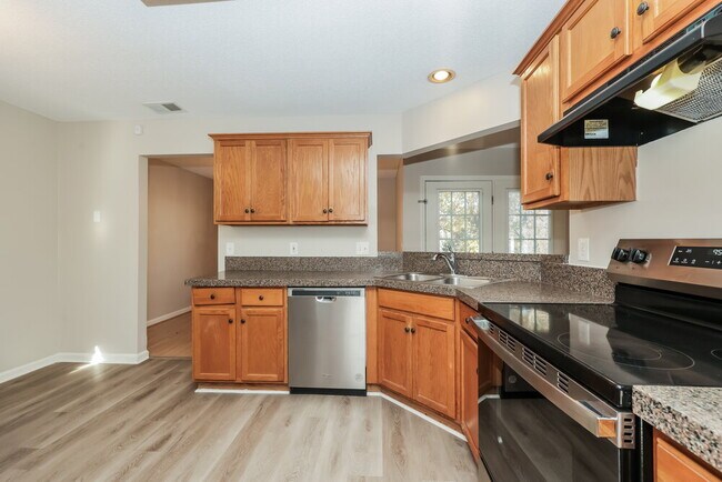 Building Photo - 1052 Blue Mountain Ln