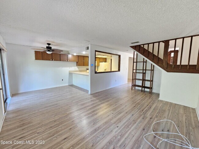 Building Photo - 8779 Cocoa Ct