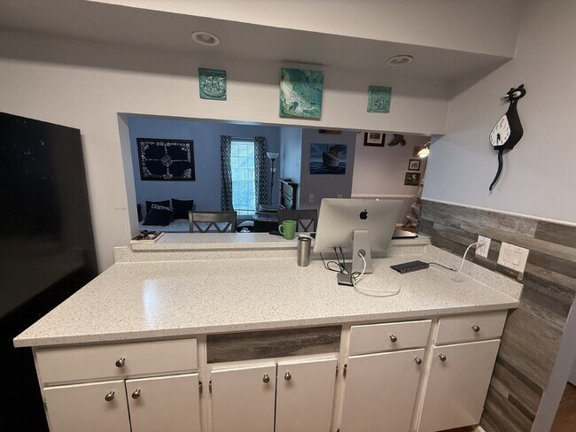 Building Photo - Single-Level 2 Bed, 2 Bath Duplex Near Percy Priest Lake with Lawn Care Included
