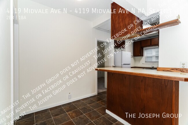 Building Photo - 4119 Midvale Ave N