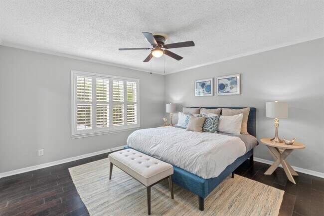Building Photo - 6109 Bullard Dr
