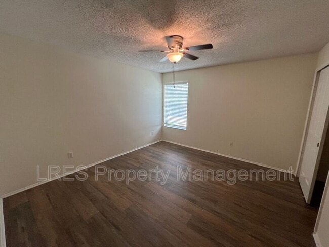 Building Photo - 1605 Slash Pine Pl