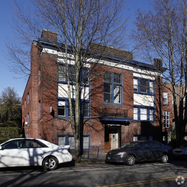 Building Photo - Burgess Apartments