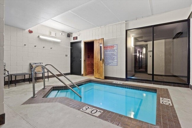 Building Photo - 270 E Highland Ave