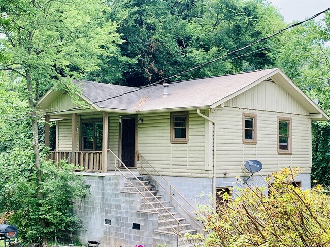Building Photo - 29 Broncos Dr