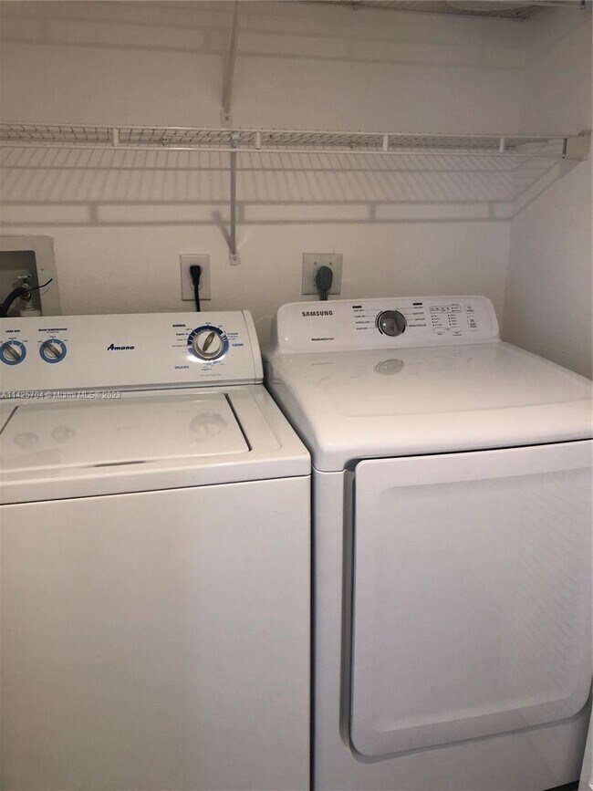 Building Photo - 3995 W McNab Rd