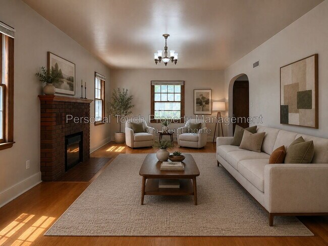 Building Photo - 704 8th St S