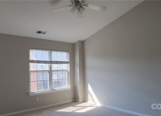 Building Photo - 16213 Peachmont Dr