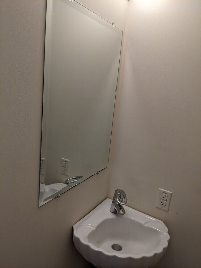 Building Photo - sumfi139