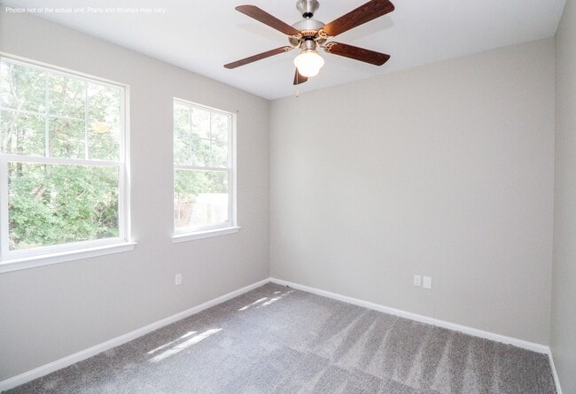 Building Photo - 3BD/3BA Available for Early August Move In