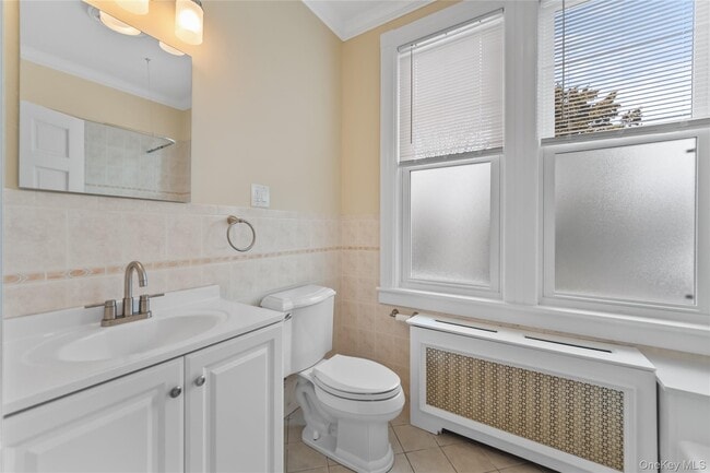 Building Photo - 81 N Washington St