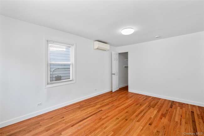 Building Photo - 50 Rogers St