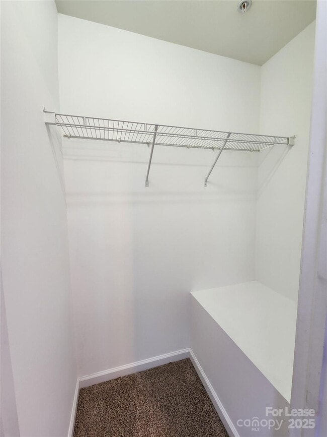 Building Photo - 8223 Chaceview Ct
