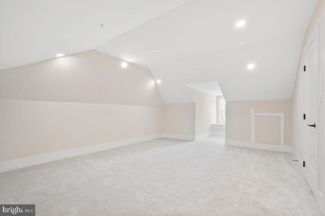 Building Photo - 12321 Potomac Hunt Rd