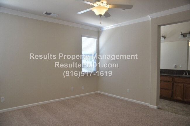 Building Photo - Newer Home in Roseville Gated Community - ...