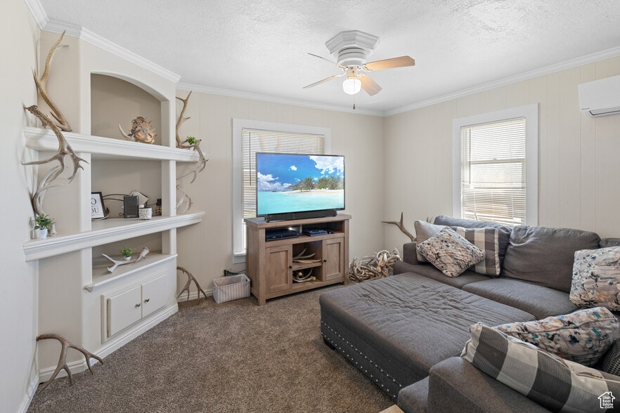 Building Photo - 389 S 200 E St