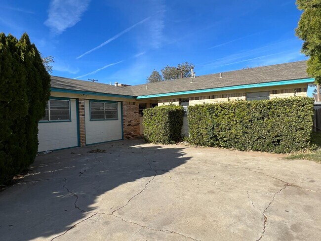 Primary Photo - 5510 12th St