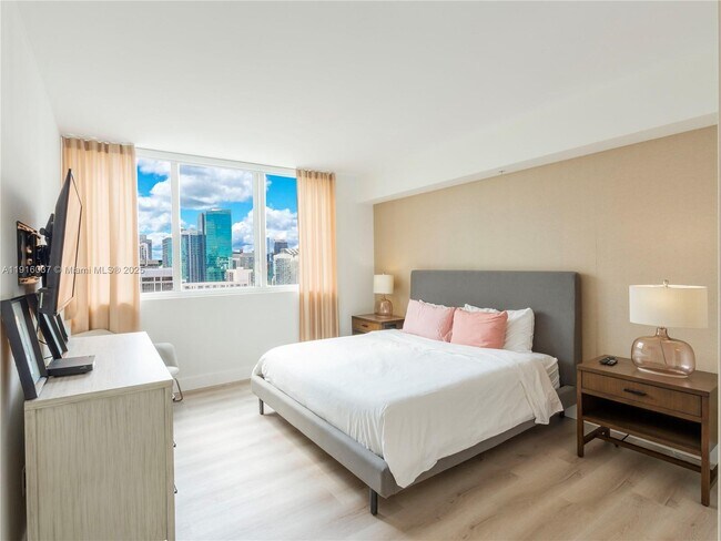 Building Photo - 244 Biscayne Blvd