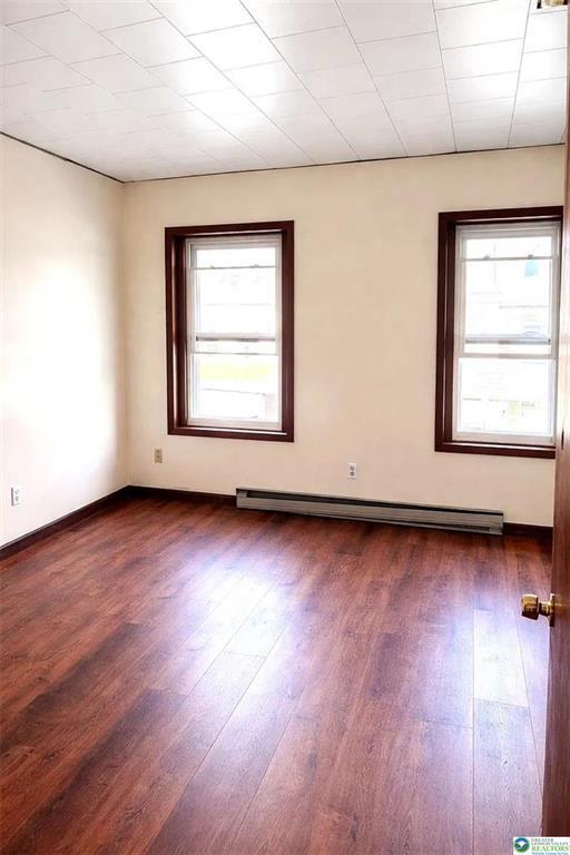 Building Photo - 748 S Hall St