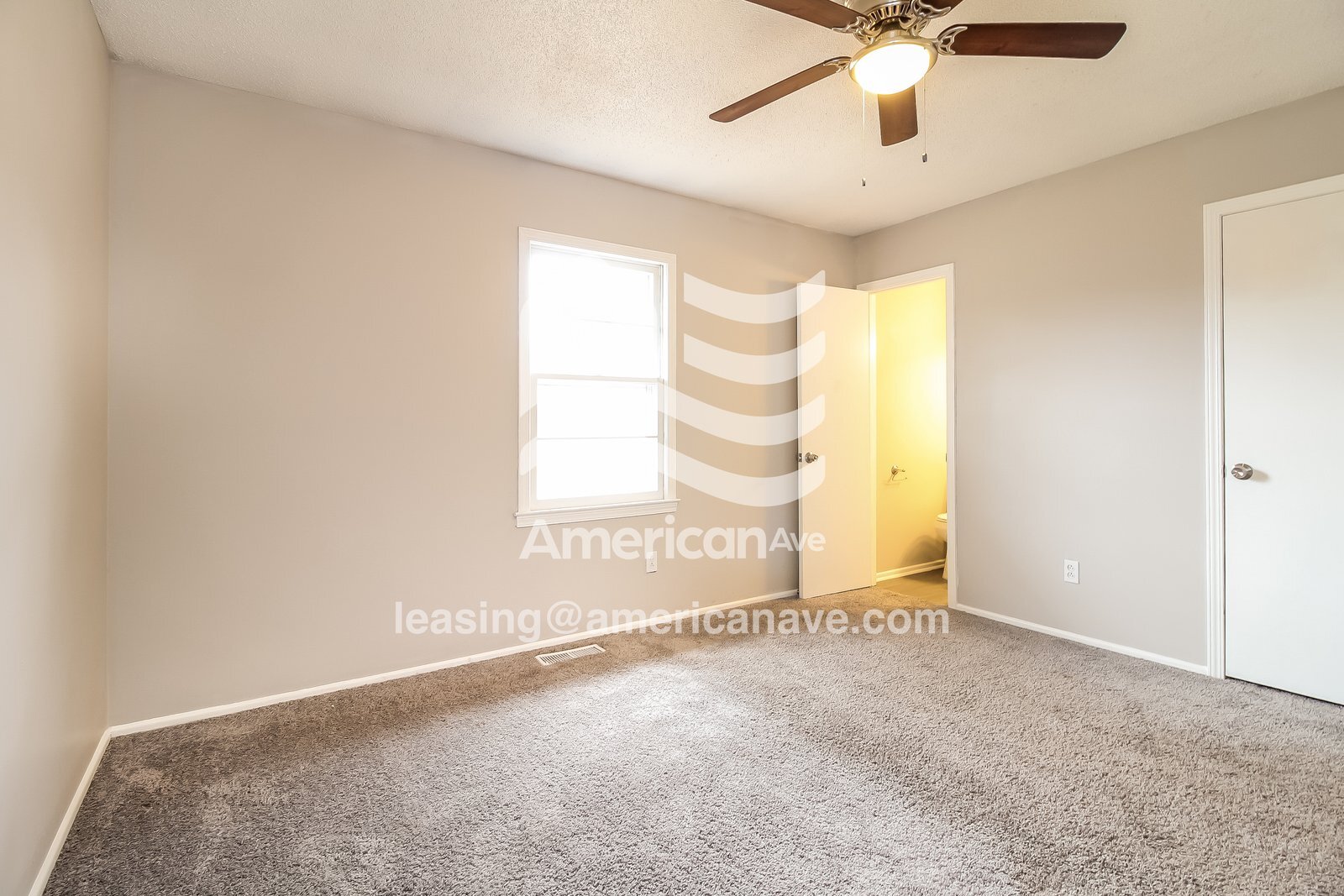 Building Photo - 213 Range View Rd