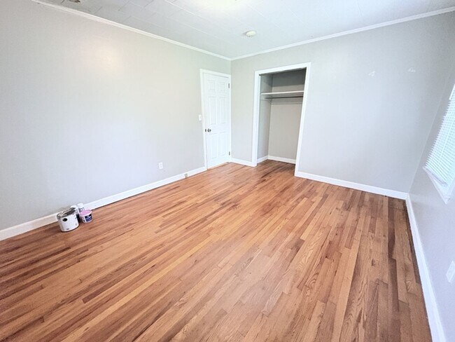 Building Photo - 650 Berkeley Dr