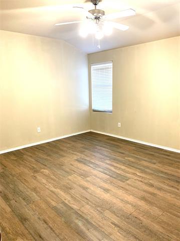 Building Photo - 9216 White Swan Pl