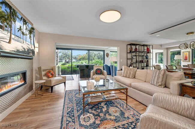 Building Photo - 5950 Pelican Bay Blvd