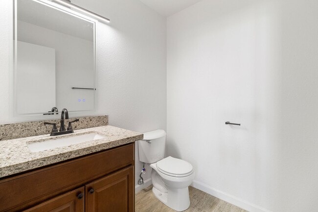 Building Photo - Luxury Living in the Heart of McCormick Ranch!