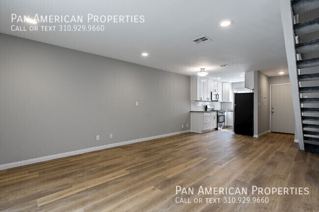 Building Photo - 609 N Jackson St